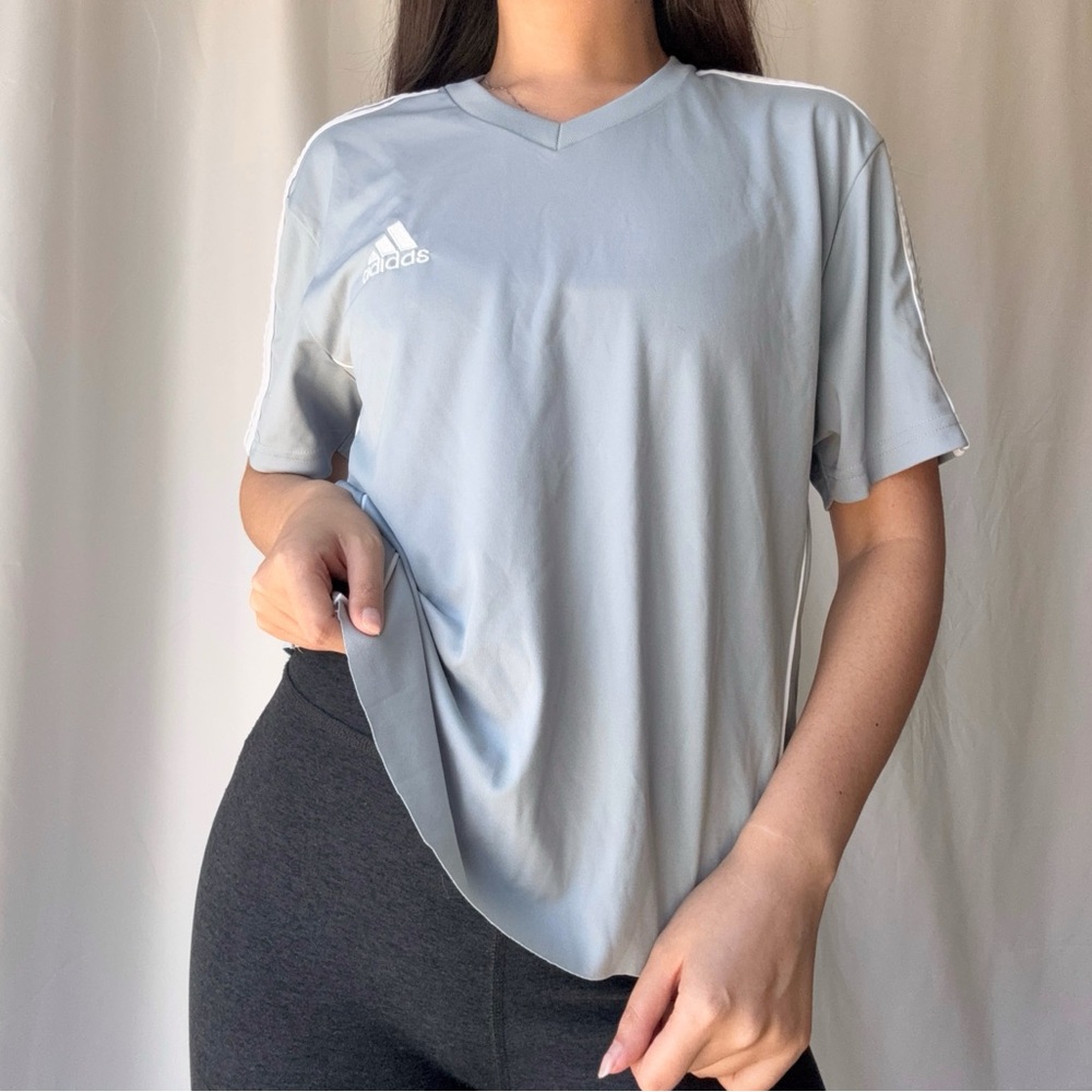 Adidas blue gray cropped jersey